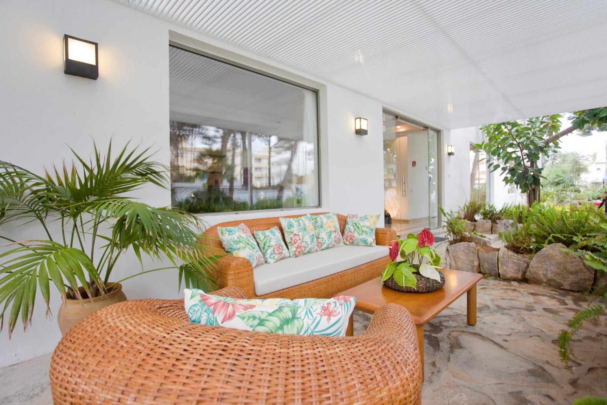 Petit Garden Hotel By Flacalco Cala Ratjada  Εξωτερικό φωτογραφία