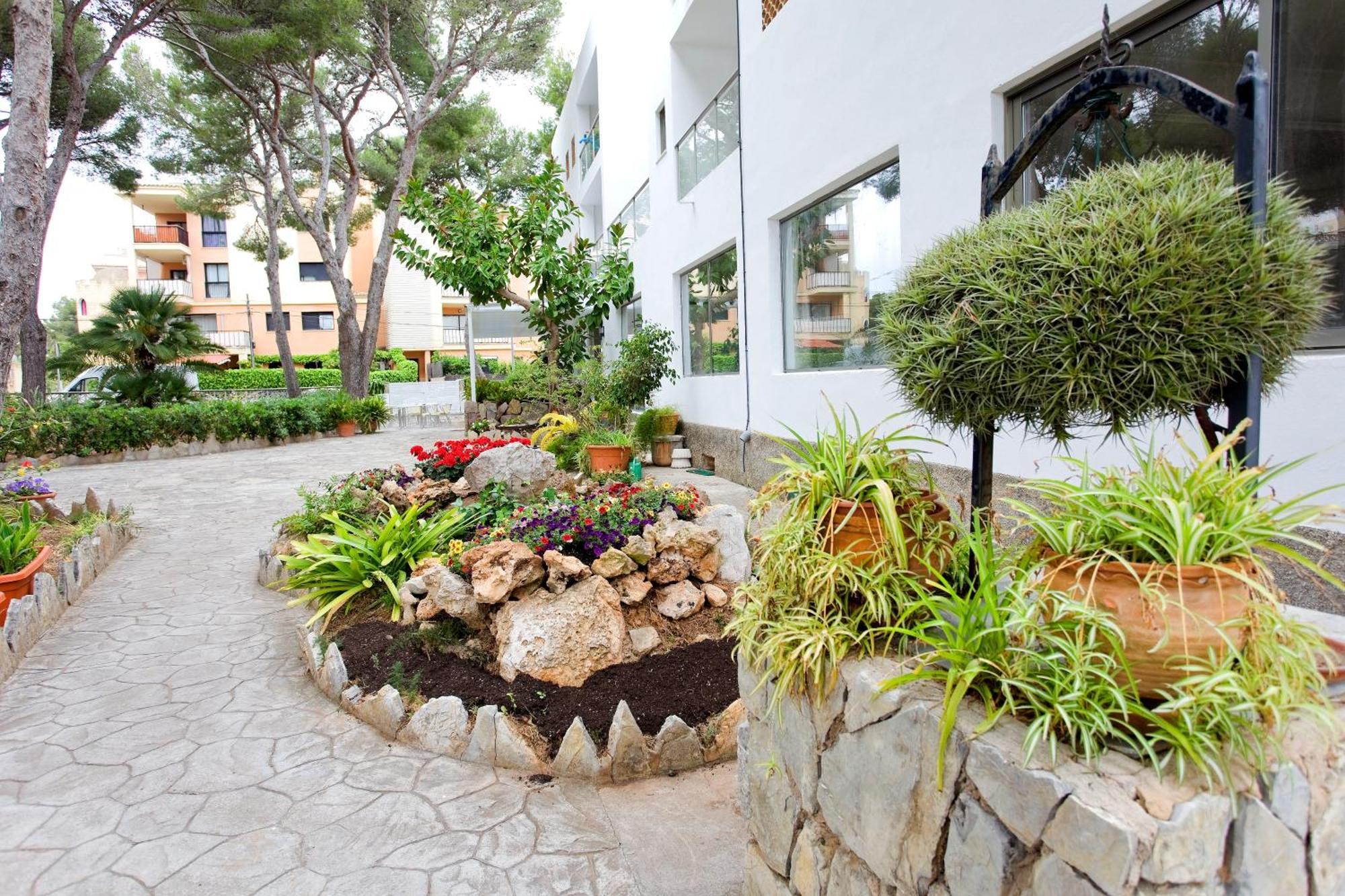 Petit Garden Hotel By Flacalco Cala Ratjada  Εξωτερικό φωτογραφία